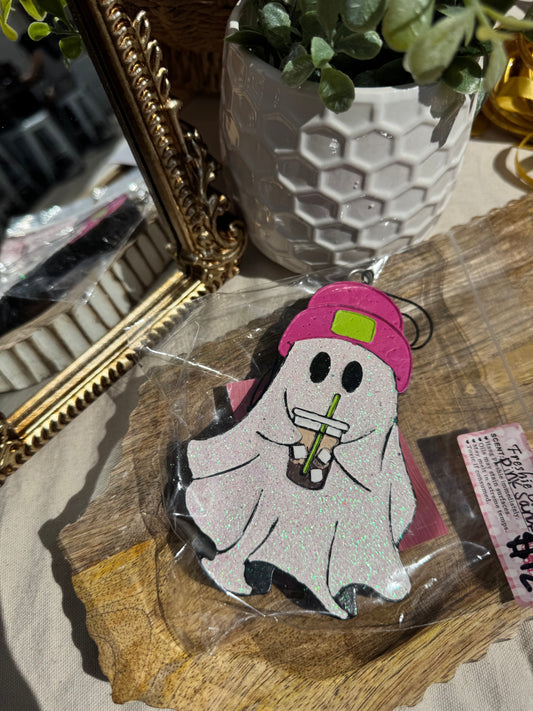 Pink Sands- Mommin Hard Ghoul Freshie