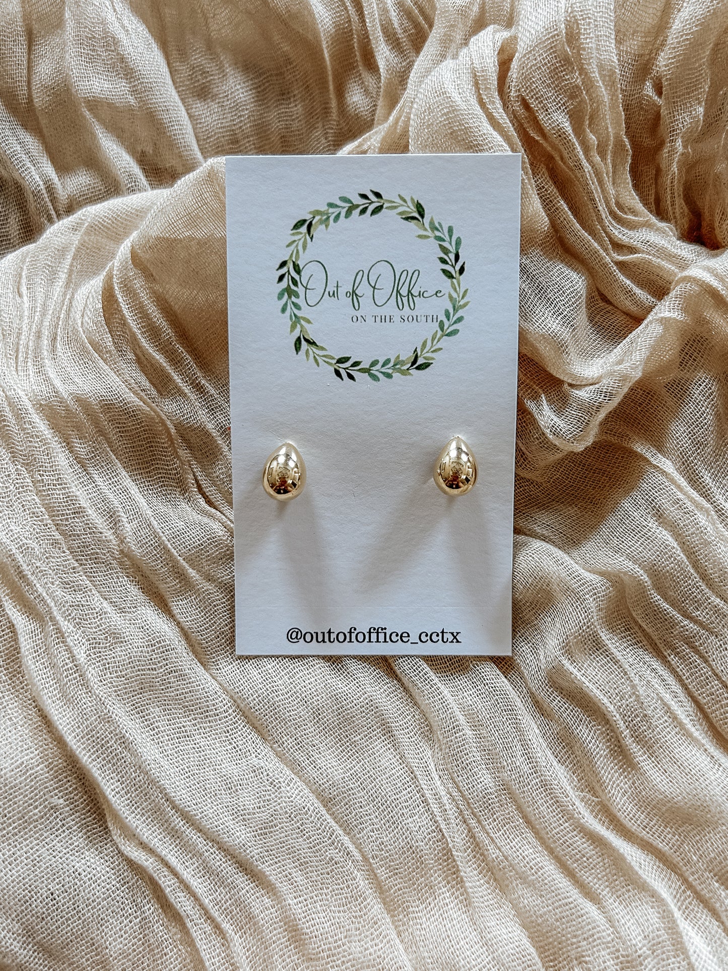 Sweet Golden Meadow Studs