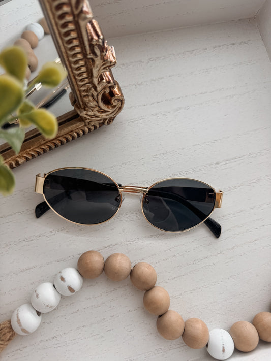 Coastal Cool Girl- sunnies