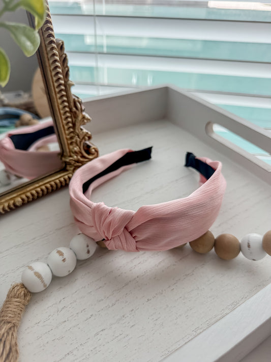 Powder Pink Basic Knot